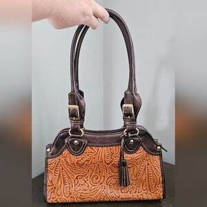 Beautiful Retro Embossed leather purse